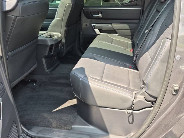 Used 2023 Toyota Tundra Platinum AWD/4WD image 17