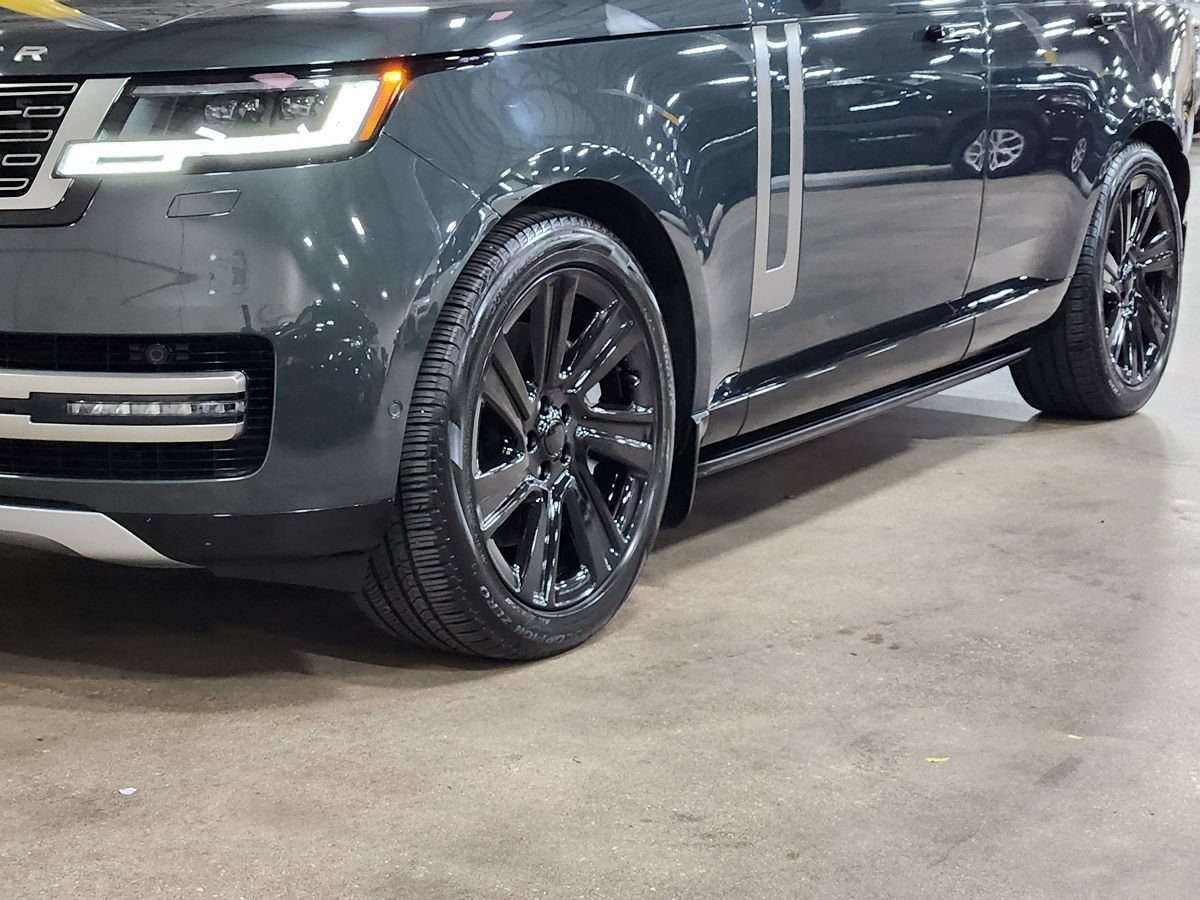 Used 2023 Land Rover Range Rover SE AWD/4WD image 17