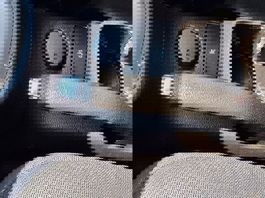 Used 2015 Chevrolet Sonic LT image 28