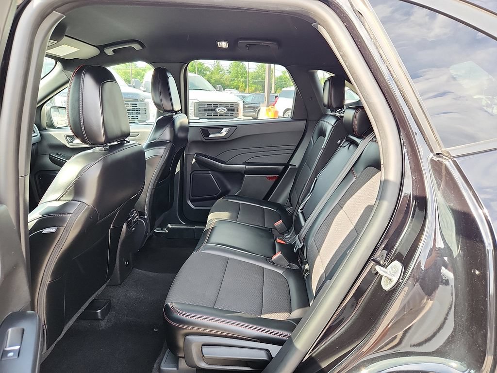 Used 2024 Ford Escape ST-Line AWD/4WD image 10