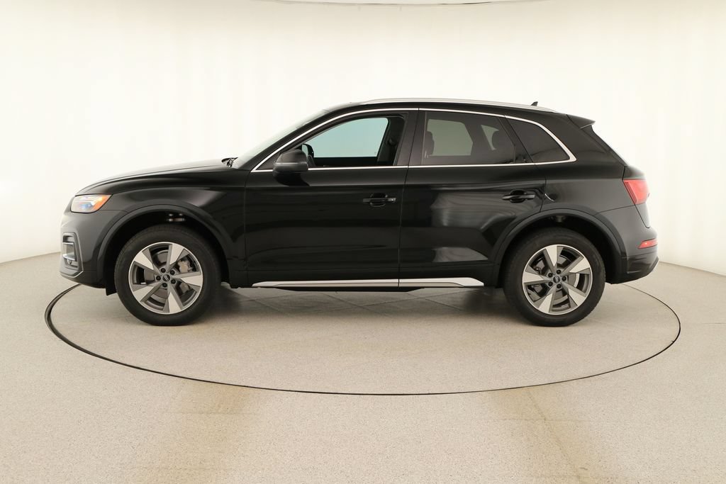 Certified 2023 Audi Q5 2.0T Premium Plus AWD/4WD image 2