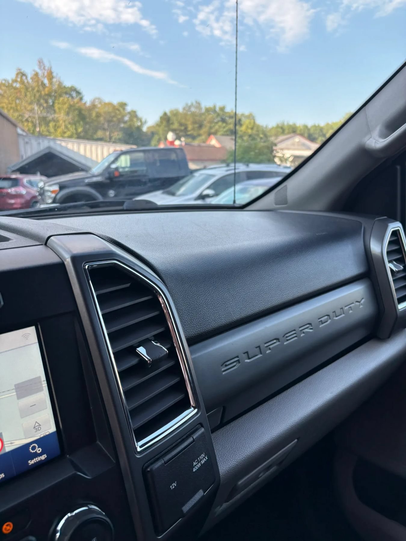 Used 2018 Ford F250 XLT w/ XLT Premium Package AWD/4WD image 23