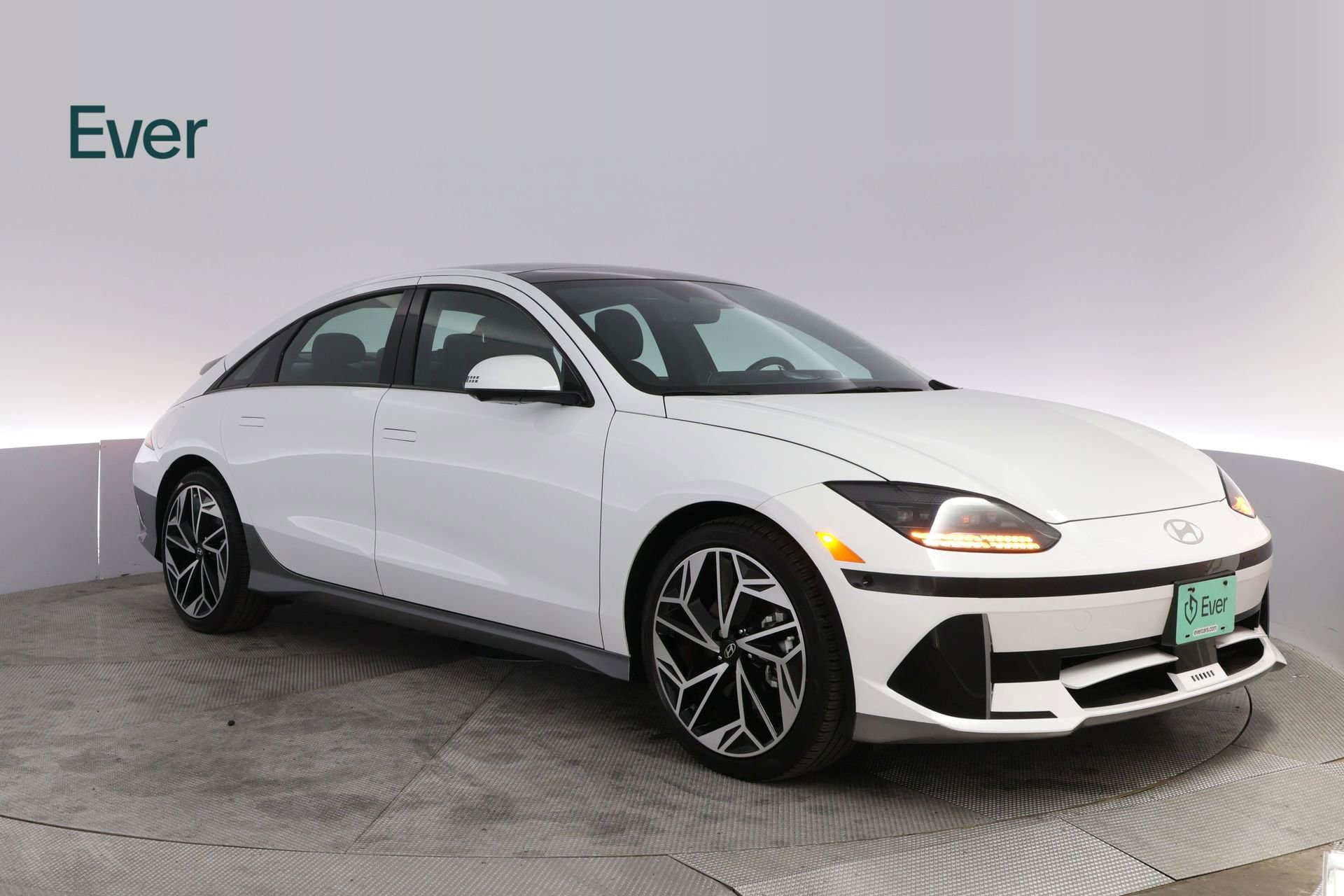 Used 2024 Hyundai Ioniq 6 Limited image 13