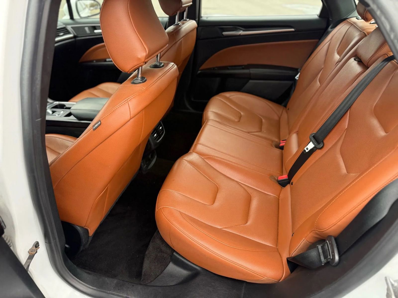 Used 2020 Ford Fusion Titanium image 13