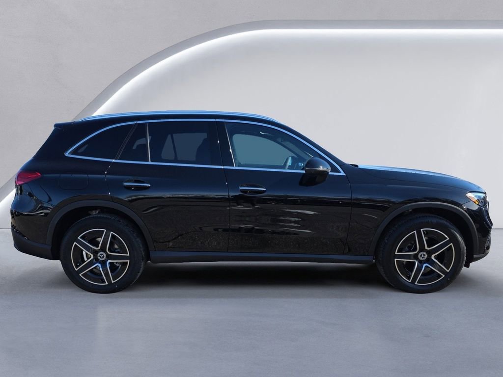 New 2026 Mercedes-Benz GLC 300 4MATIC image 3