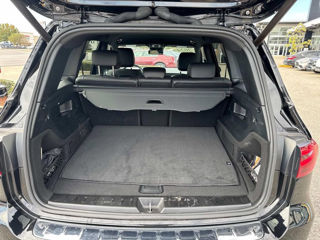 Used 2024 Mercedes-Benz GLB 250 image 8