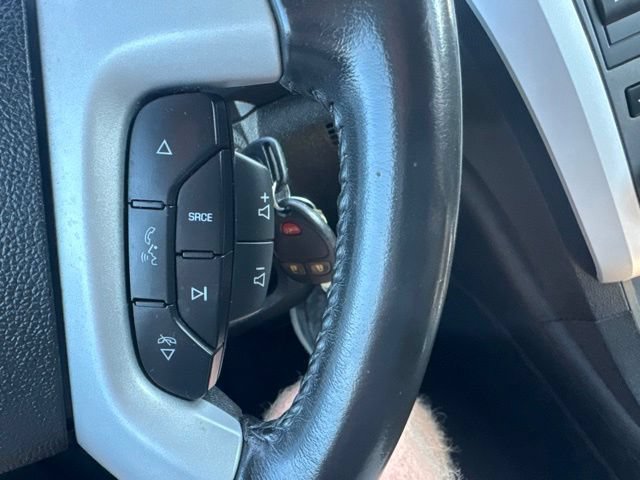 Used 2012 Chevrolet Traverse LT FWD image 21