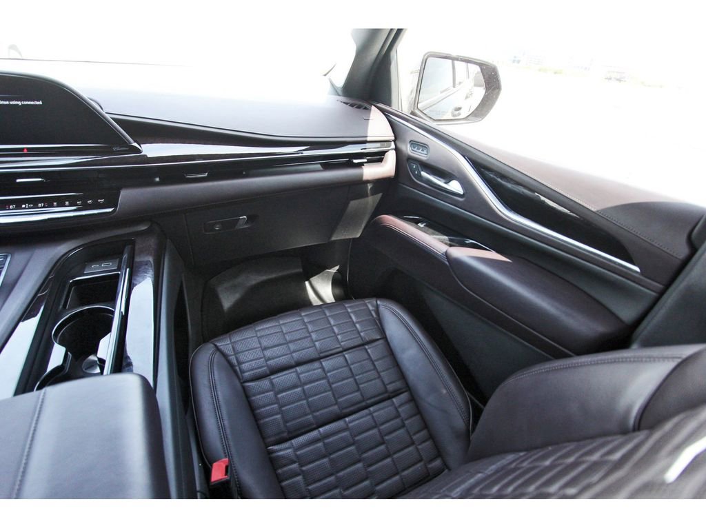 Used 2021 Cadillac Escalade Sport Platinum AWD/4WD image 10