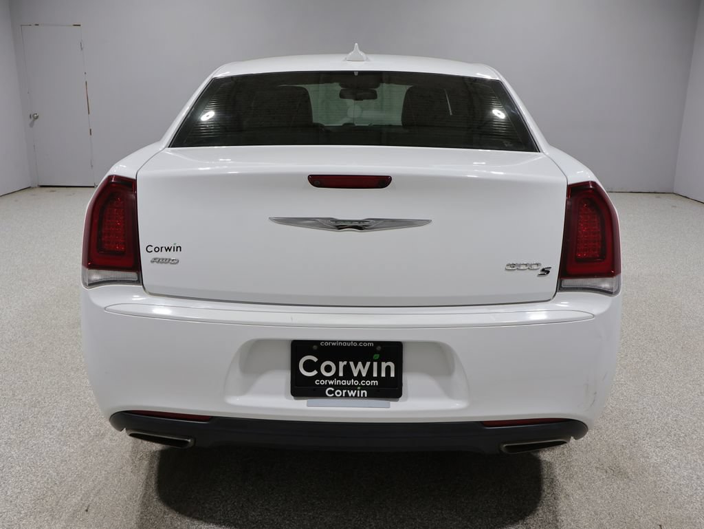 Used 2018 Chrysler 300 S AWD/4WD image 3