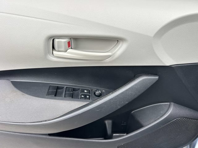 Used 2024 Toyota Corolla LE FWD image 28