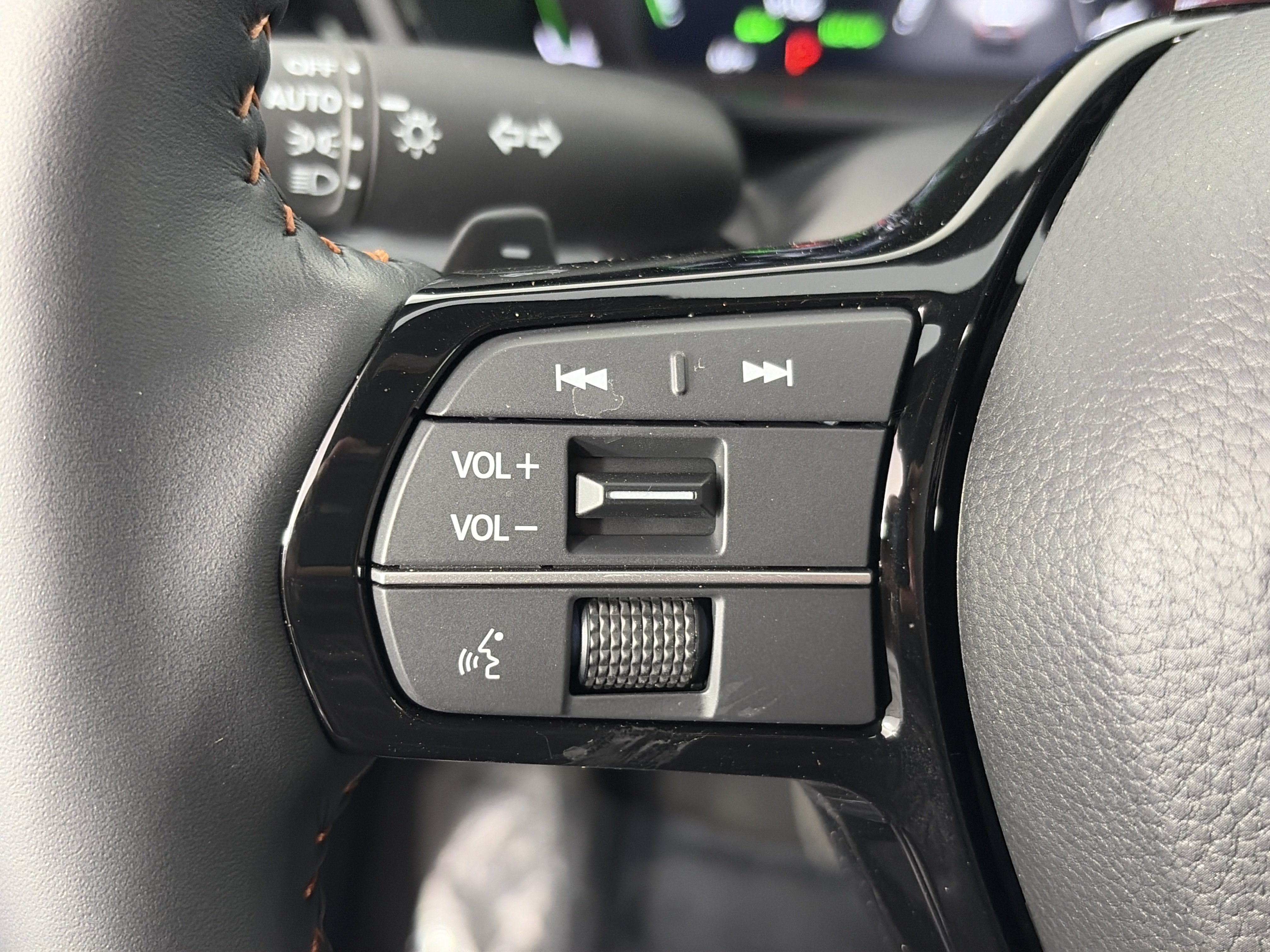 Used 2026 Honda CR-V Sport Touring image 35