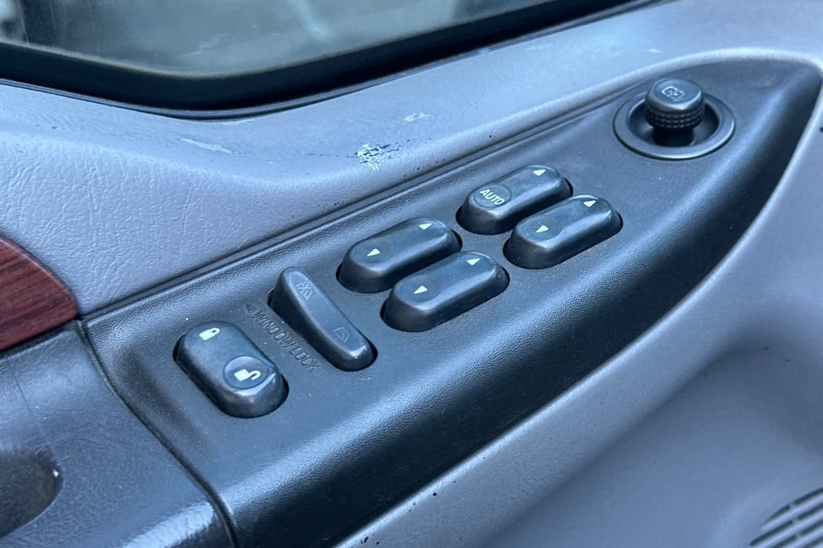 Used 2006 Ford F350 XLT AWD/4WD image 13