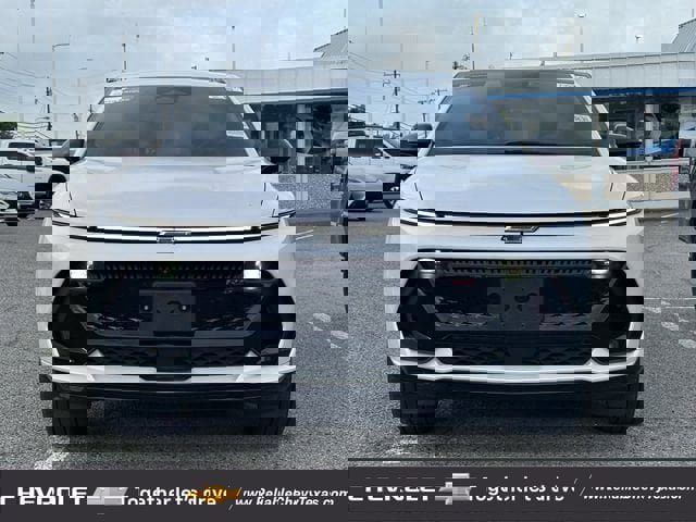 Used 2025 Chevrolet Equinox EV RS image 6