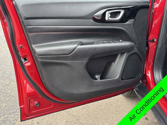 New 2026 Jeep Compass Trailhawk AWD/4WD image 13