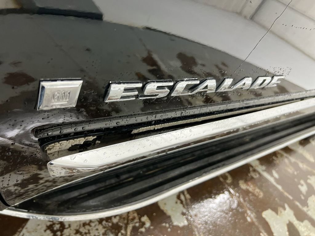 Used 2007 Cadillac Escalade AWD w/ Information Package image 34