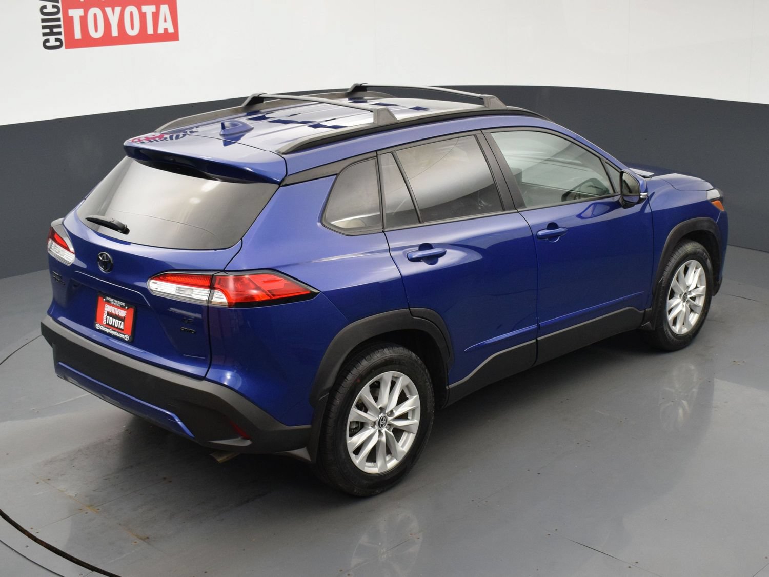 Used 2022 Toyota Corolla Cross LE w/ Moonroof Package AWD/4WD image 21