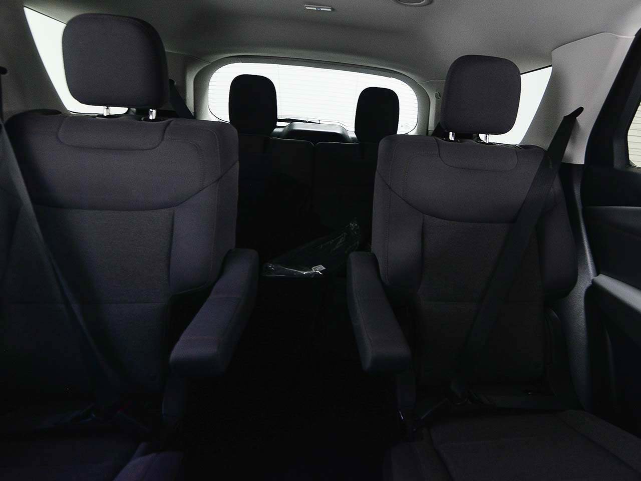 Used 2025 Ford Explorer Active image 9