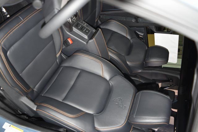 New 2024 Ford Bronco Badlands w/ Sasquatch Package image 42