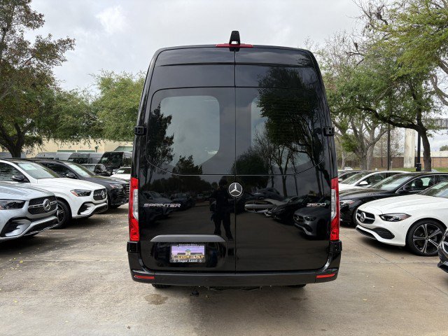 New 2026 Mercedes-Benz Sprinter 2500 image 4