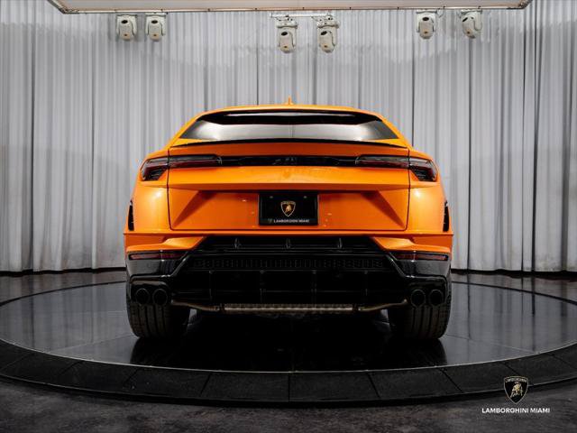 Used 2024 Lamborghini Urus S AWD/4WD image 10