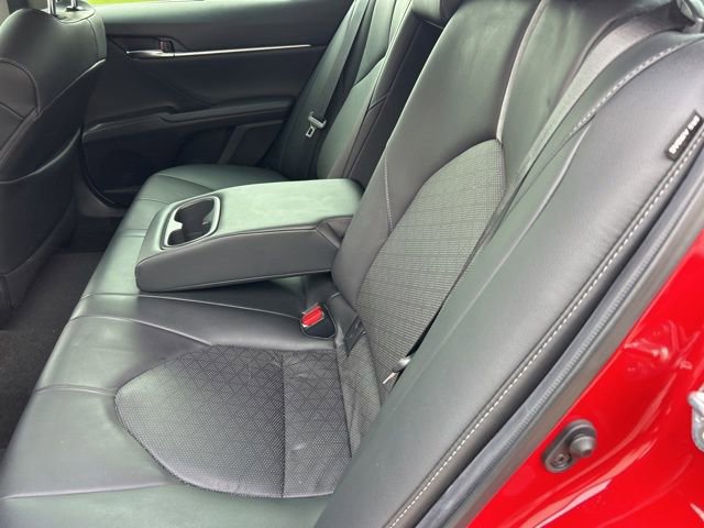 Used 2021 Toyota Camry XSE FWD image 8