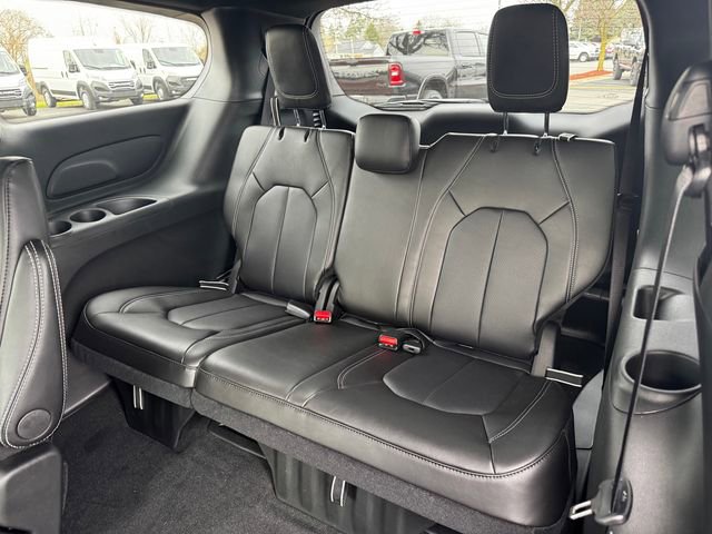 New 2026 Chrysler Voyager LX FWD image 19