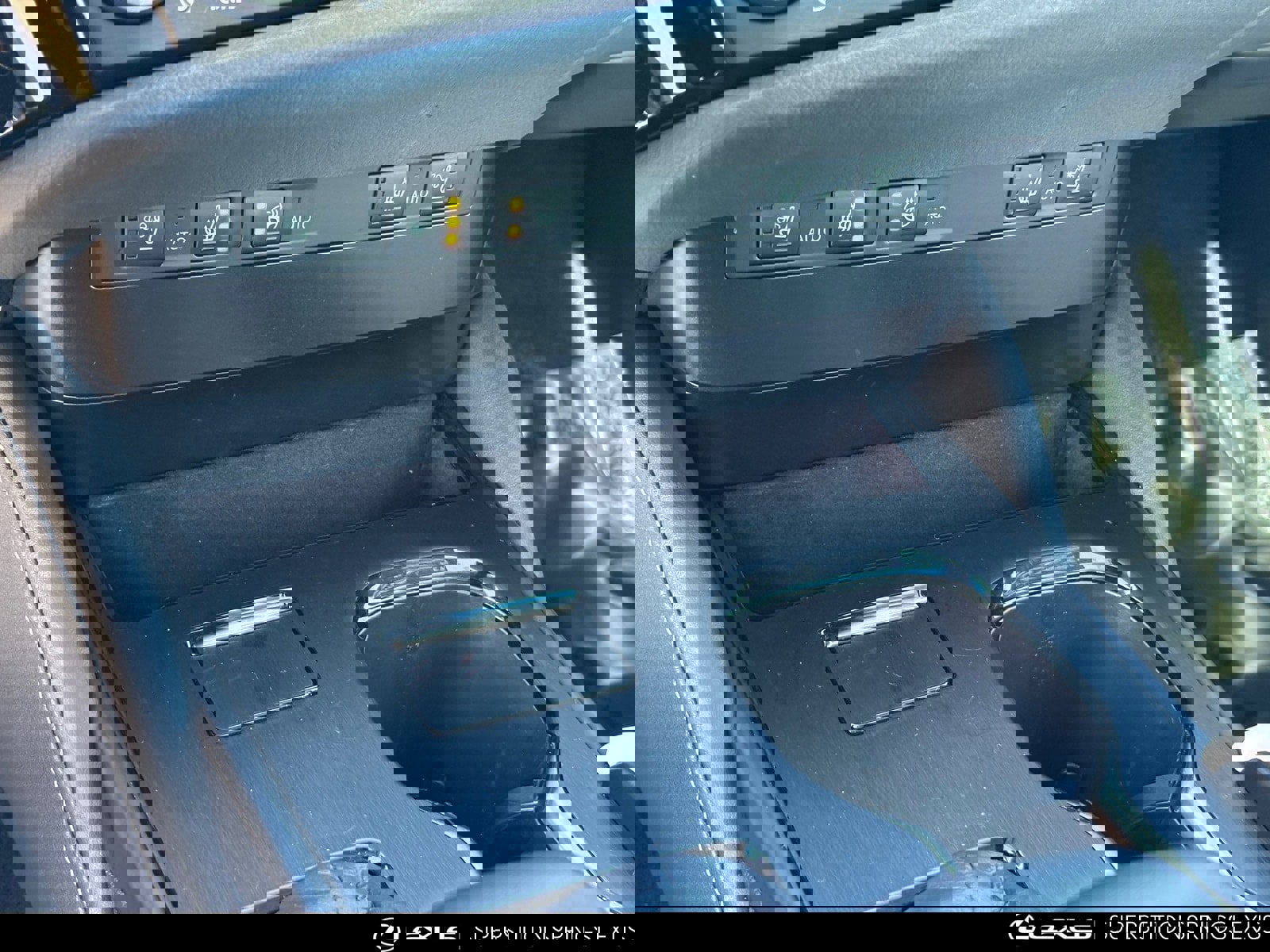 Certified 2025 Lexus ES 350 w/ Premium Package image 26