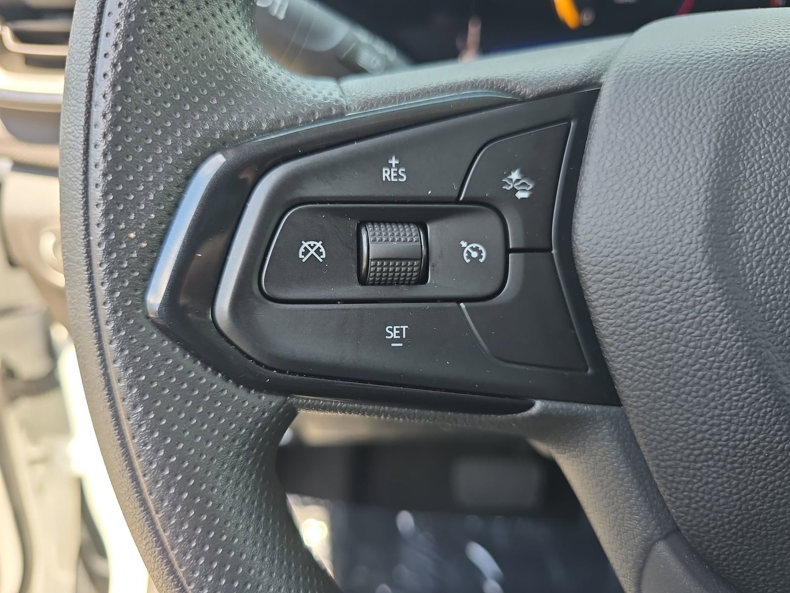Used 2025 Chevrolet TrailBlazer LT FWD image 16