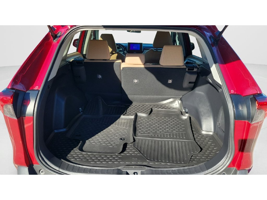 Certified 2023 Toyota RAV4 LE AWD/4WD image 9