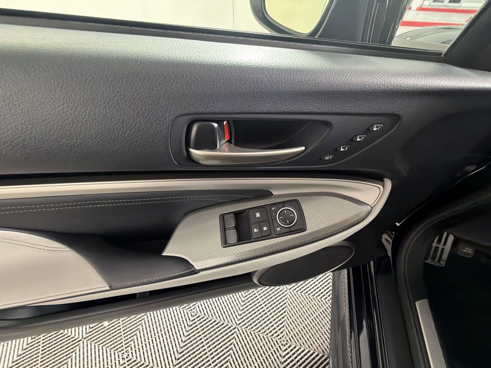 Used 2018 Lexus RC 350 AWD image 15