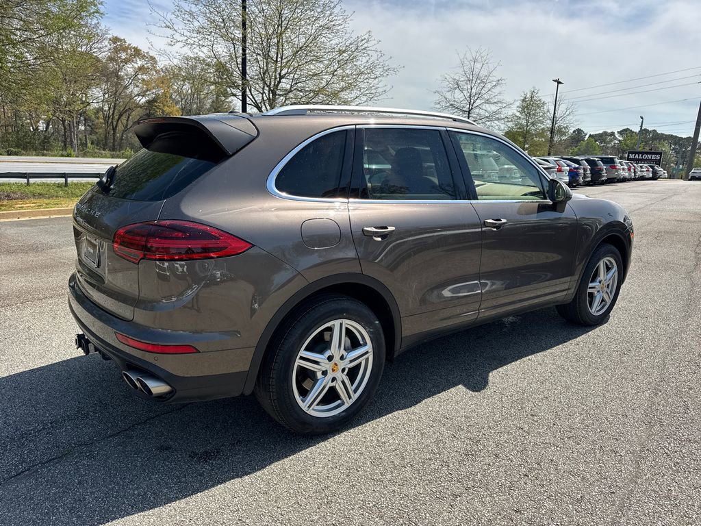 Used 2016 Porsche Cayenne S AWD/4WD image 7