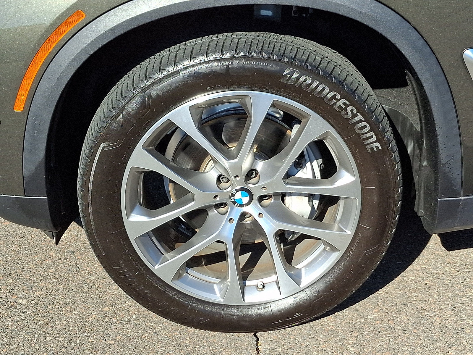 Used 2025 BMW X5 sDrive40i w/ Premium Package RWD image 8
