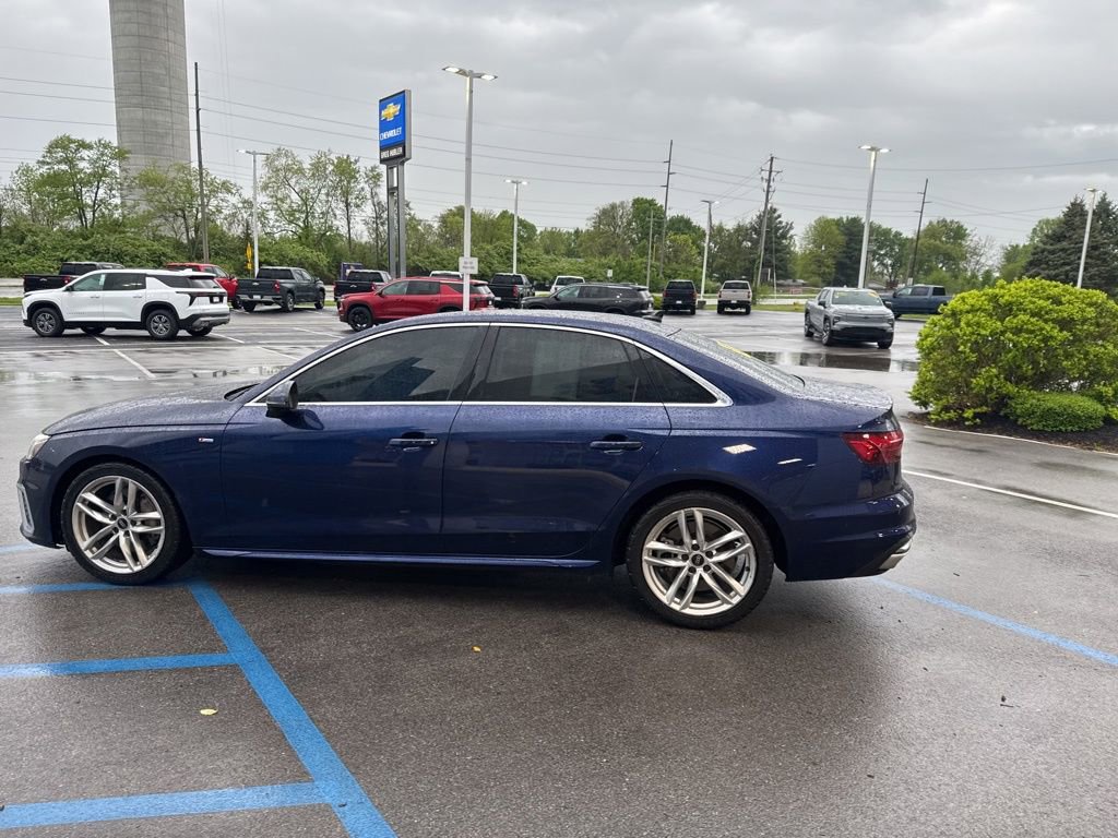 Used 2022 Audi A4 2.0T Premium Plus AWD/4WD image 13