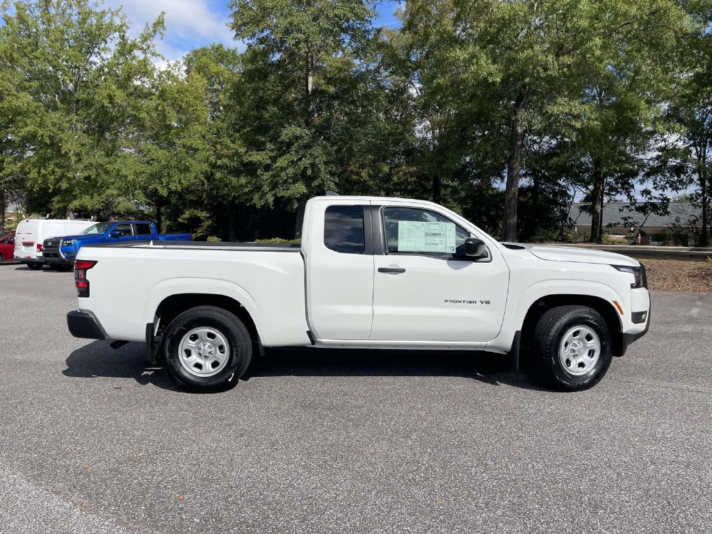 New 2027 Nissan Frontier S RWD image 2