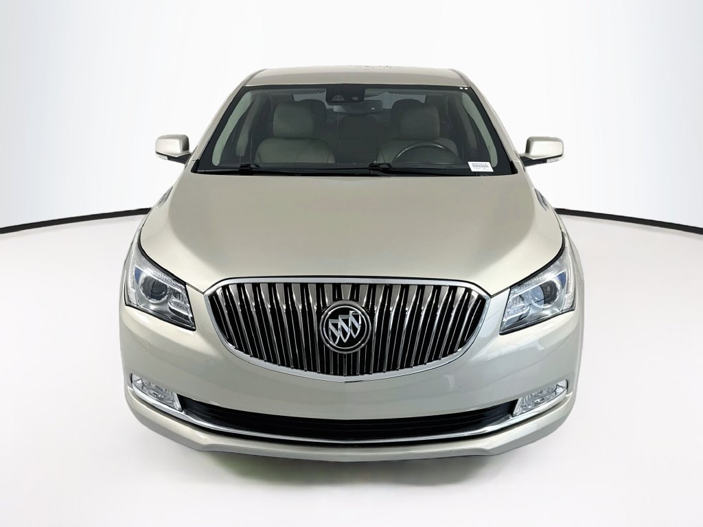 Used 2016 Buick LaCrosse Leather w/ Experience Buick Package FWD image 2