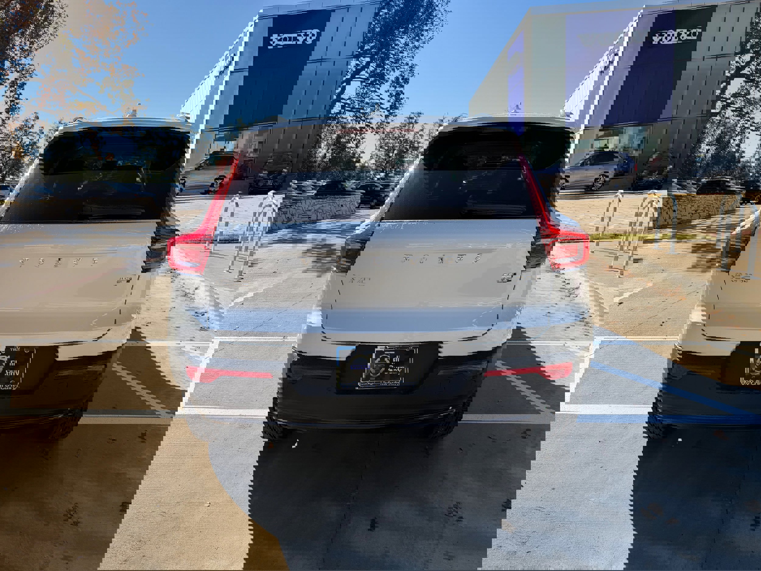 New 2026 Volvo XC40 B5 Plus w/ Protection Package Premier image 5