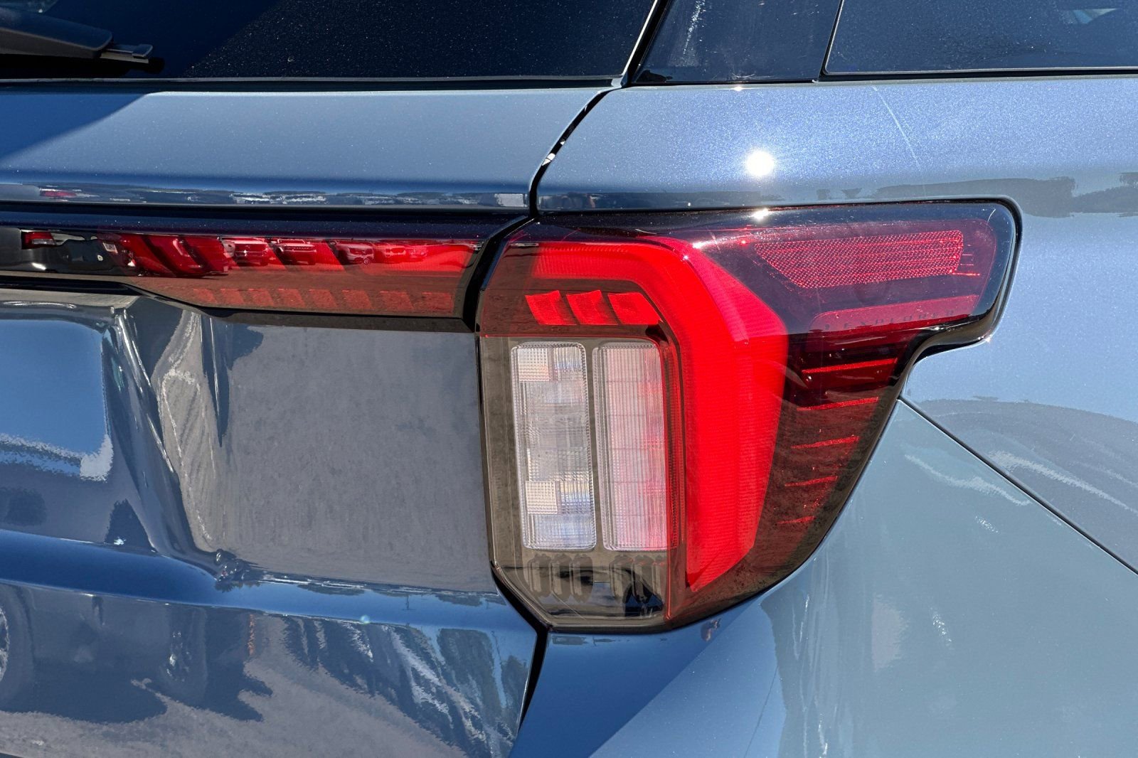 New 2025 Ford Explorer ST-Line image 27