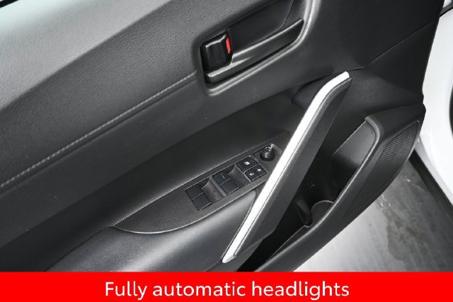 Certified 2026 Toyota Corolla Cross AWD Hybrid image 18