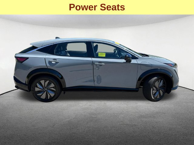 Used 2024 Nissan Ariya FWD image 11