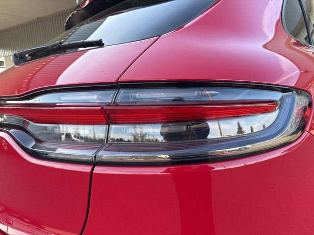 Used 2020 Porsche Macan image 15