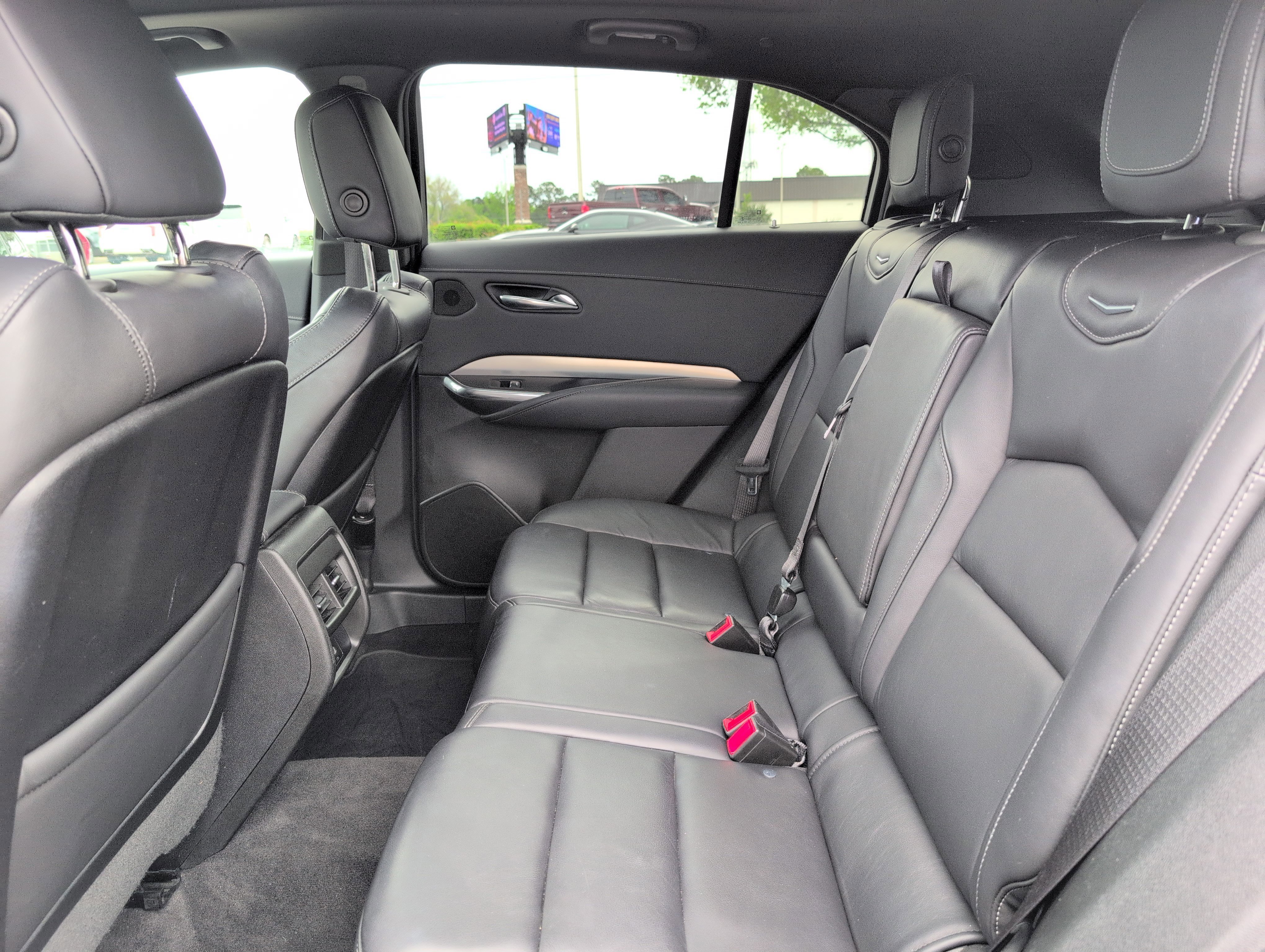 Used 2020 Cadillac XT4 Premium Luxury w/ Driver Awareness Package FWD image 32