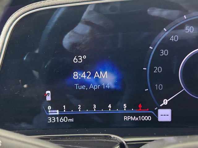 Certified 2023 Cadillac Escalade ESV Sport w/ LPO, ONYX Package AWD/4WD image 18