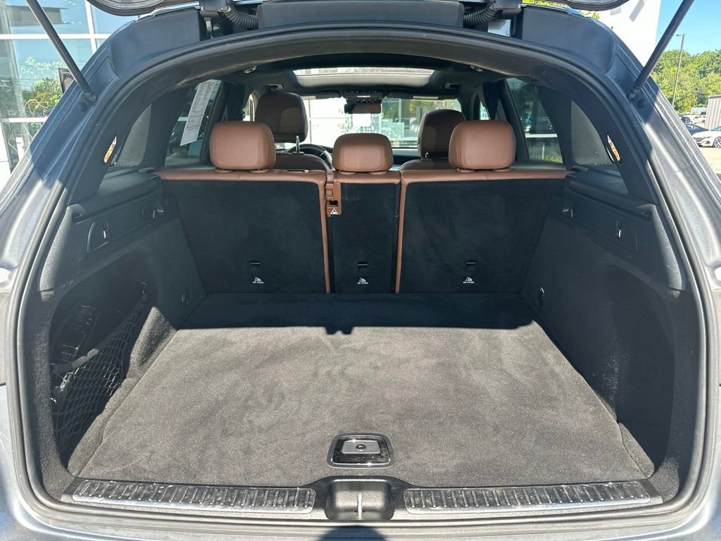 Used 2021 Mercedes-Benz GLC 300 4MATIC image 29