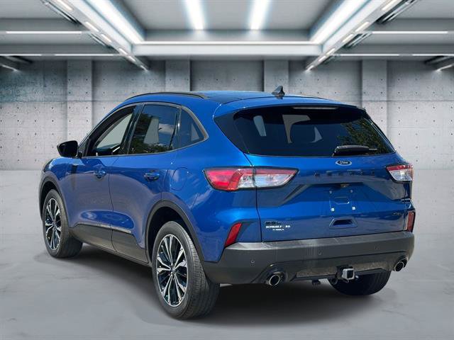 Used 2022 Ford Escape SEL w/ SEL Stealth AWD Package image 3