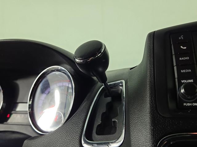 Used 2019 Dodge Grand Caravan SXT image 20