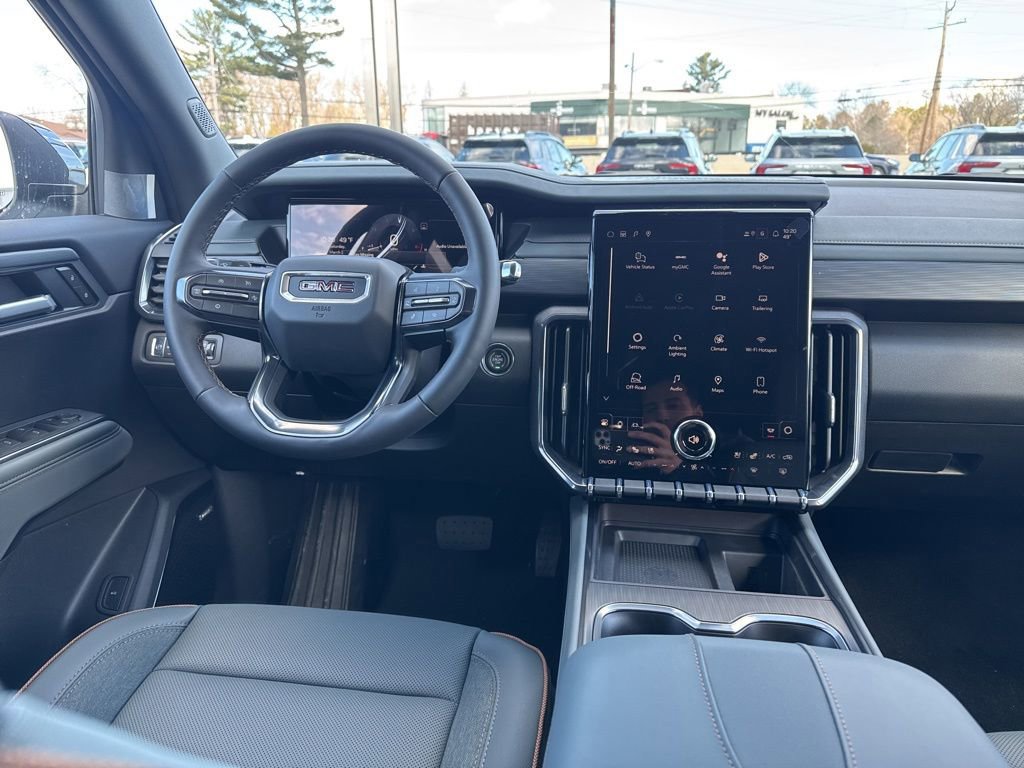 New 2026 GMC Acadia AT4 w/ Luxury Package AWD/4WD image 12