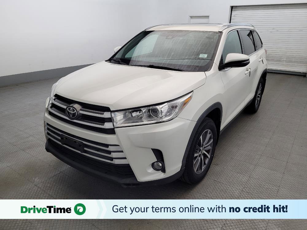 Used 2019 Toyota Highlander XLE image 1