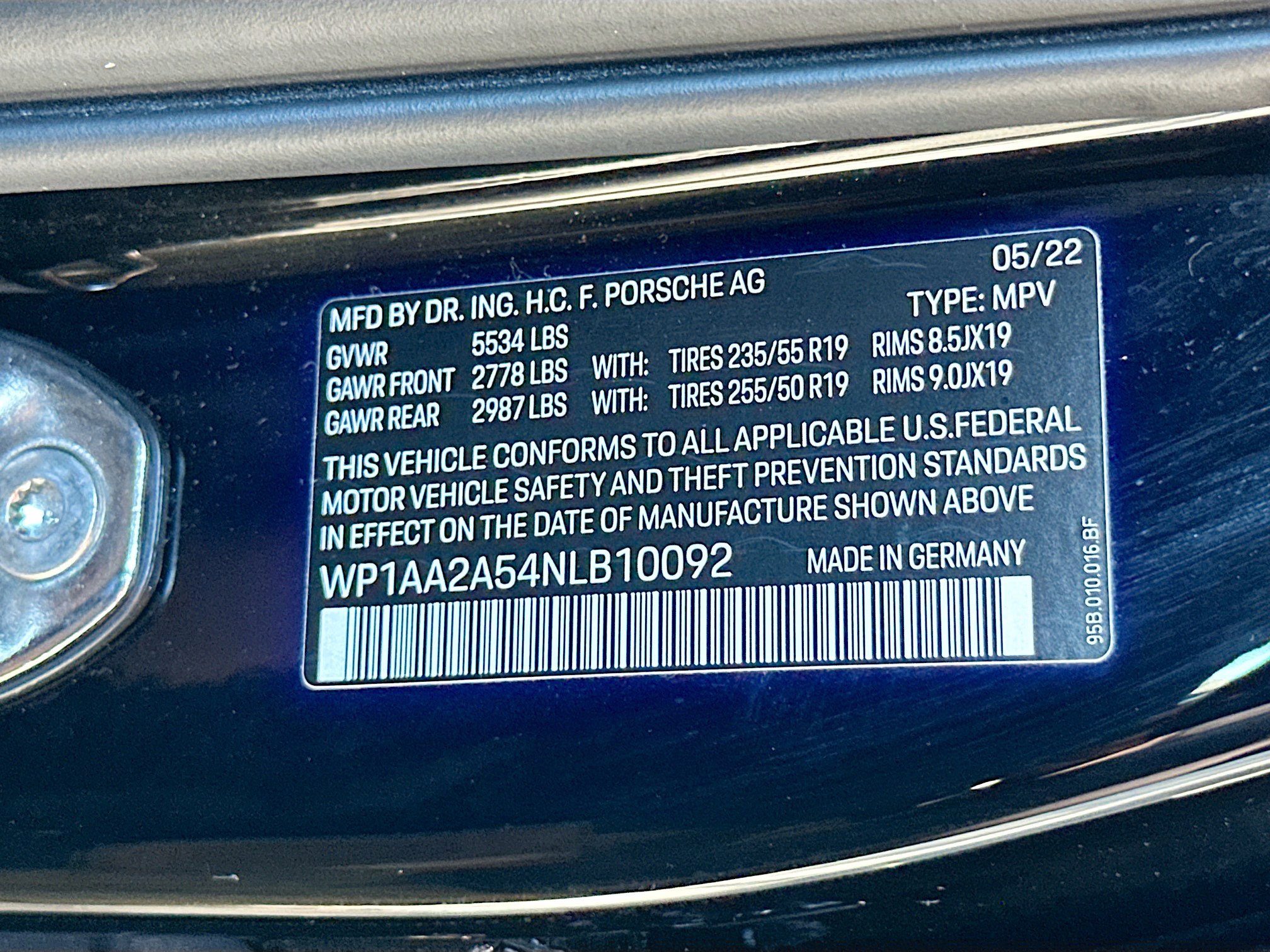 Used 2022 Porsche Macan image 36