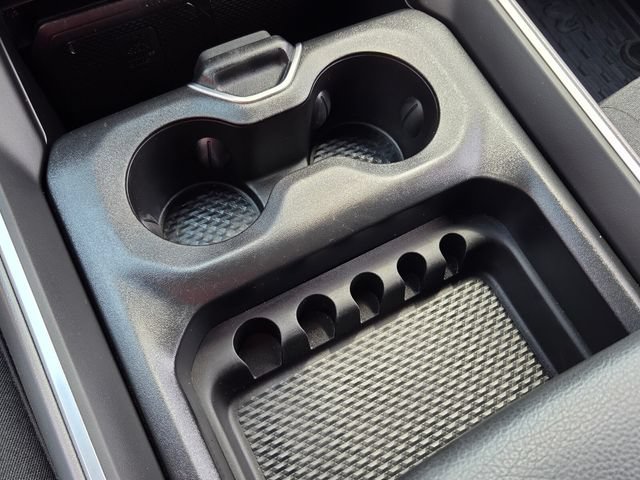 Used 2025 RAM 1500 Big Horn AWD/4WD image 23