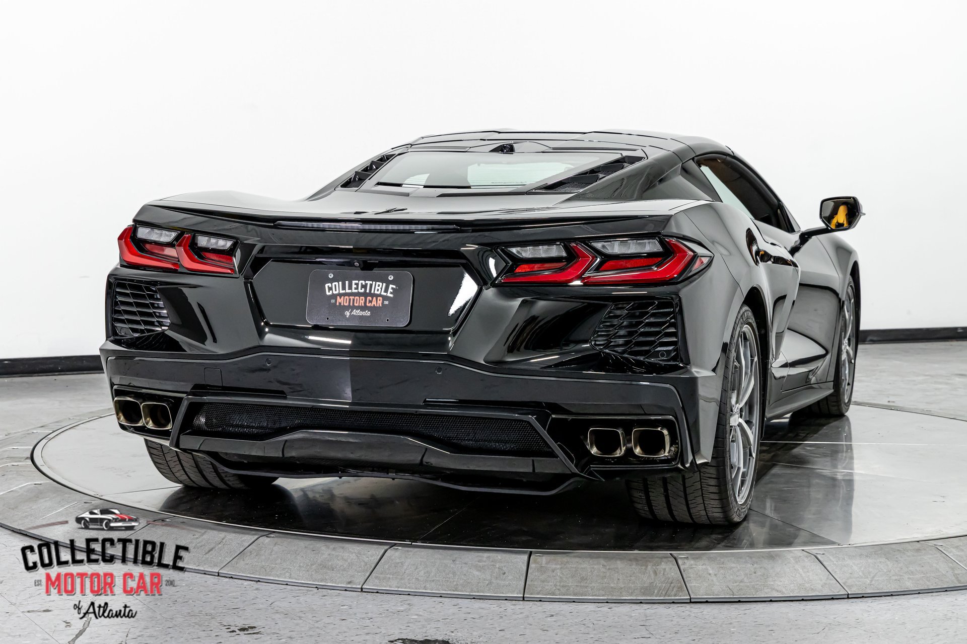 Used 2022 Chevrolet Corvette Stingray Premium Cpe w/ Body-Color Dual Roof Package RWD image 18